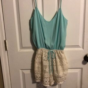 Trendy romper!